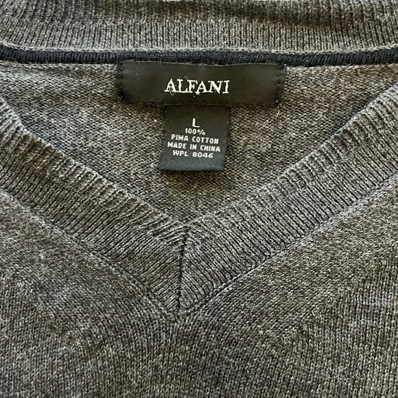 Alfani Men’s Grey V-Neck Long Sleeve Vintage Sweater Shirt Top size Large - Picture 3 of 4